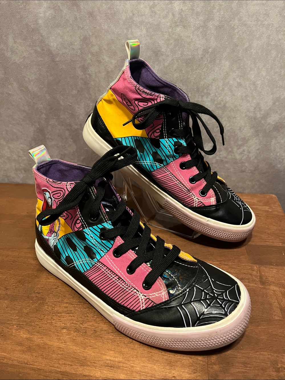 Disney Nightmare Before Christmas Jack & Sally High-Top Sneakers size 8